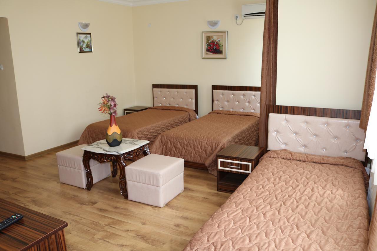 Hotel Arda Kŭrdzhali Esterno foto