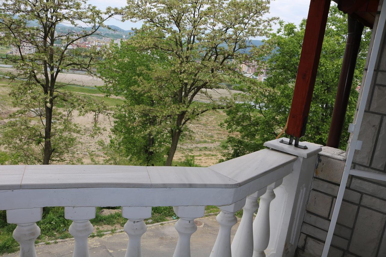 Hotel Arda Kŭrdzhali Esterno foto