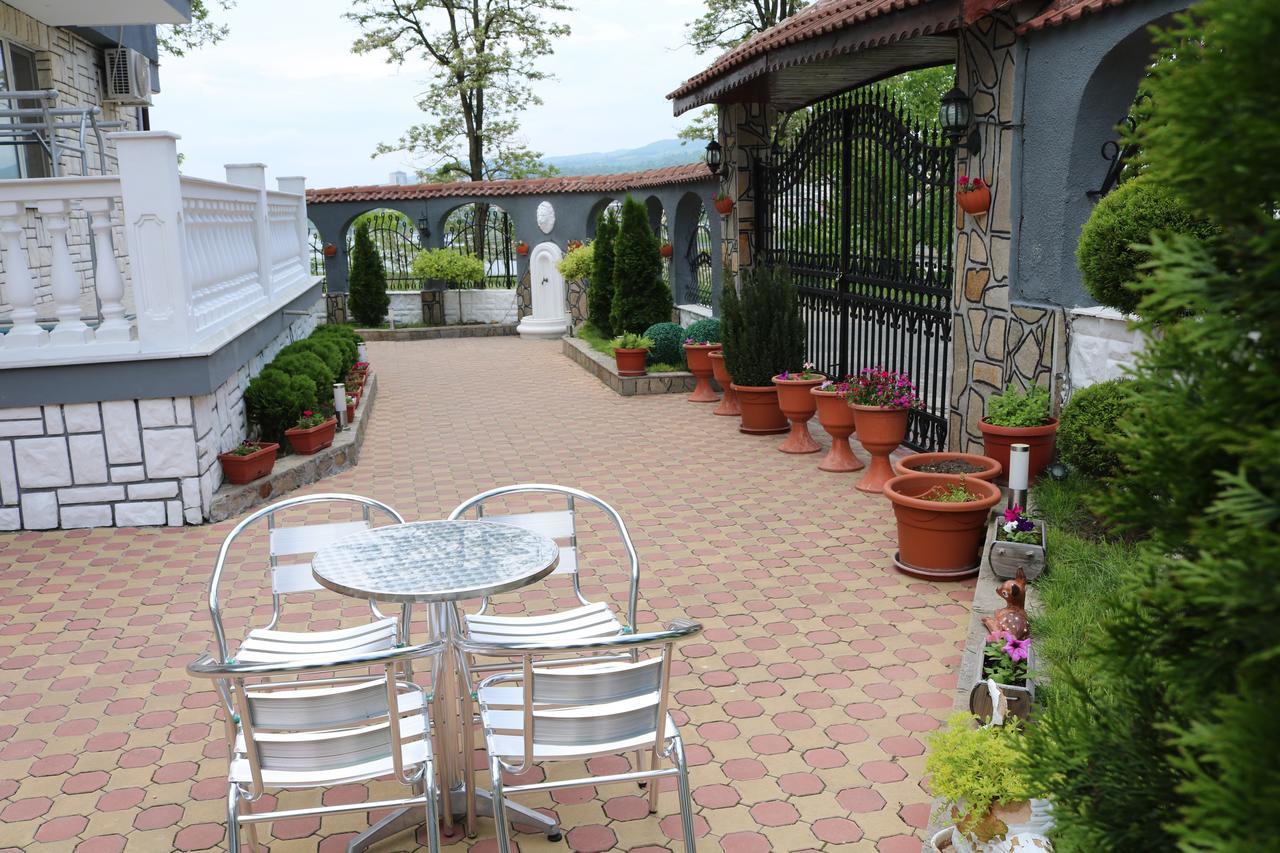 Hotel Arda Kŭrdzhali Esterno foto