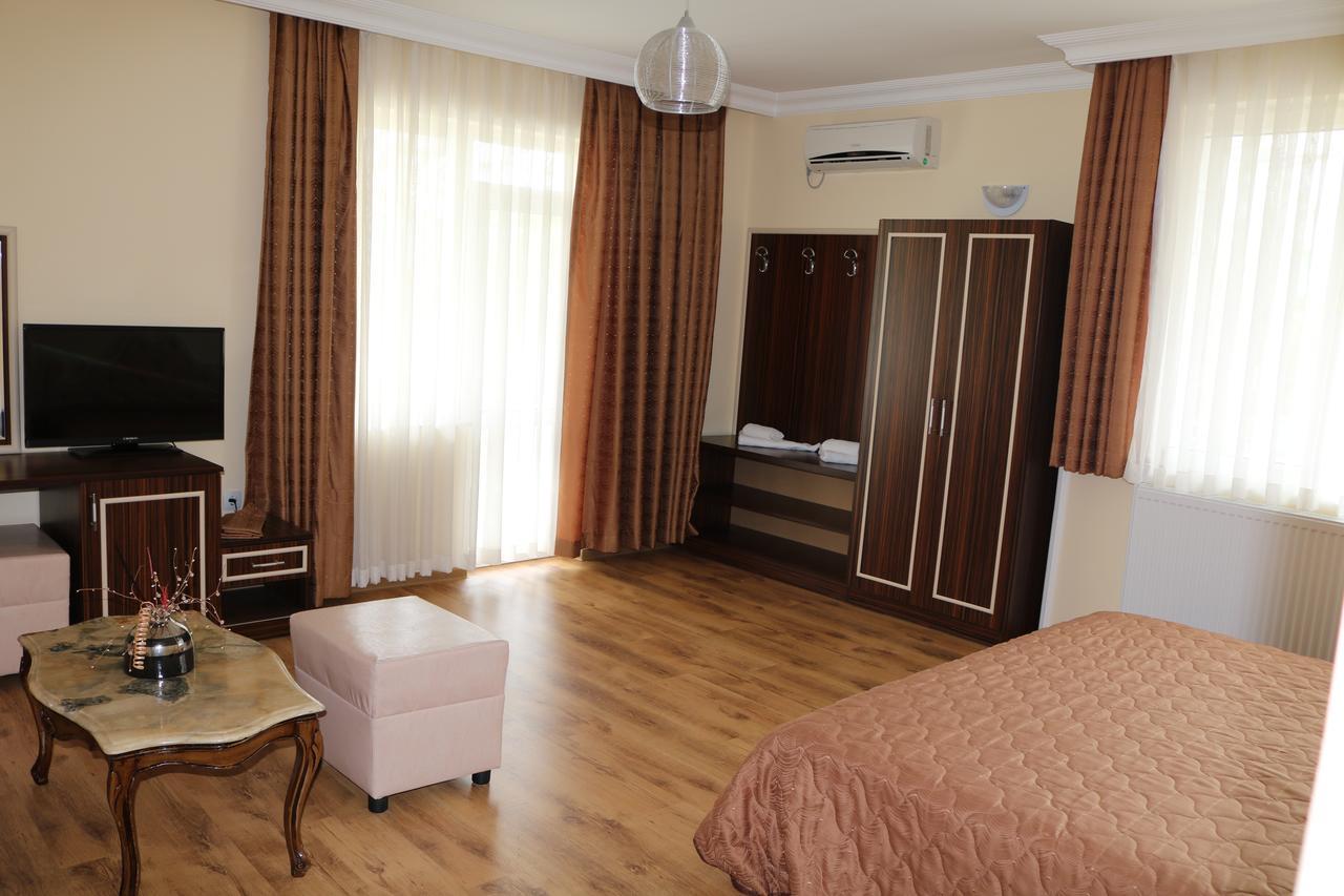Hotel Arda Kŭrdzhali Esterno foto